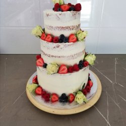 Svatební s ovocem a květy